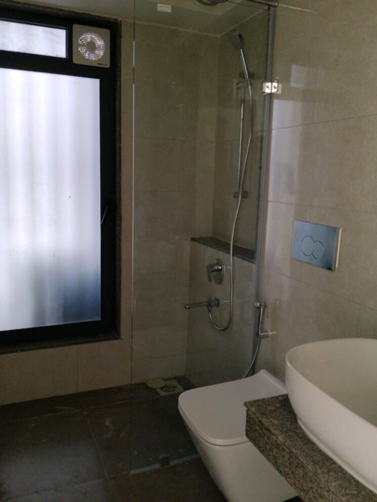 Bathroom, malad east 2 Bedroom 788 Sq.Ft. Apartment In Malad East Mumbai 9806670