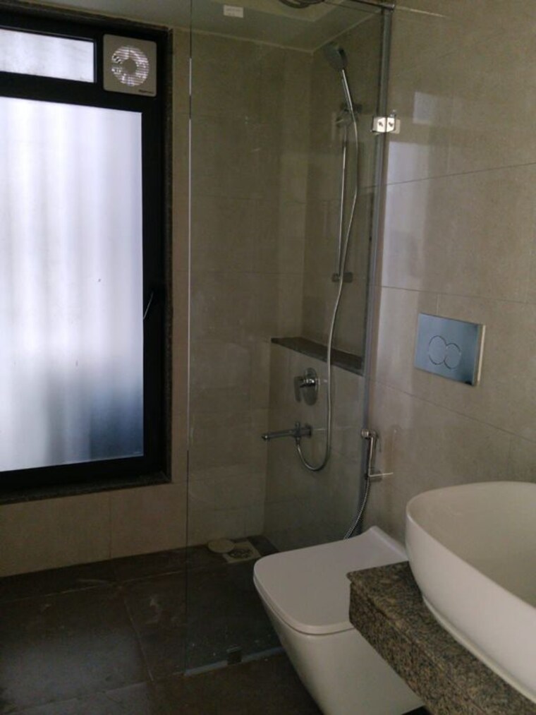 Bathroom, malad east 2 Bedroom 788 Sq.Ft. Apartment In Malad East Mumbai 9806670