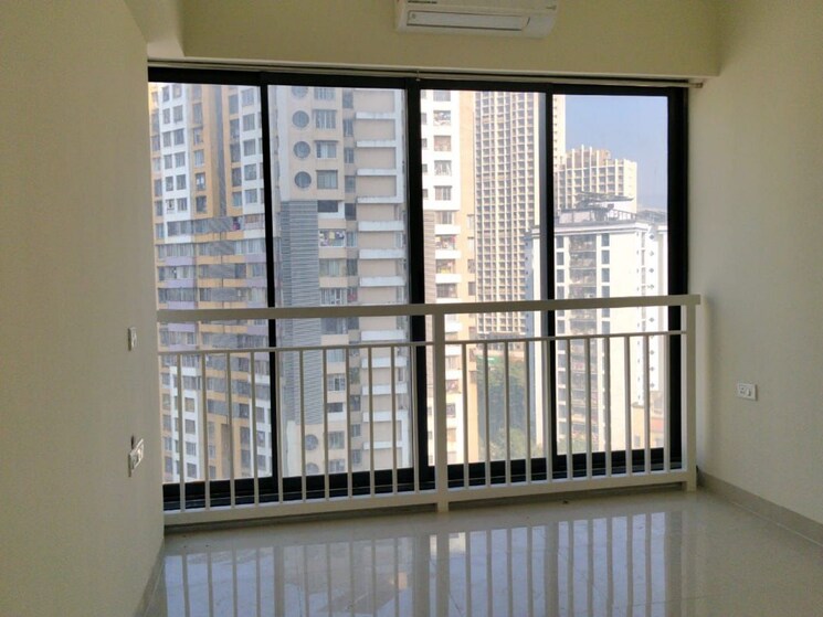 Room, malad east 2 Bedroom 788 Sq.Ft. Apartment In Malad East Mumbai 9806670