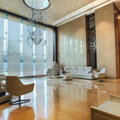 5 BHK + Pooja Room Apartment For Rent in K Raheja Vivarea Mumbai