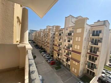 3.5 BHK Apartment For Rent in Emaar Emerald Floors Premier, Sector 65