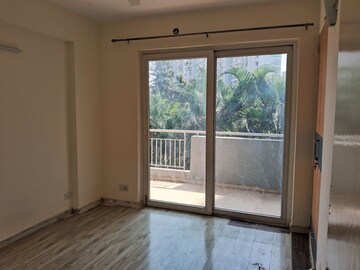 Room in 4 BHK Apartment at CHD Avenue 71, Sector 71 – for Rent