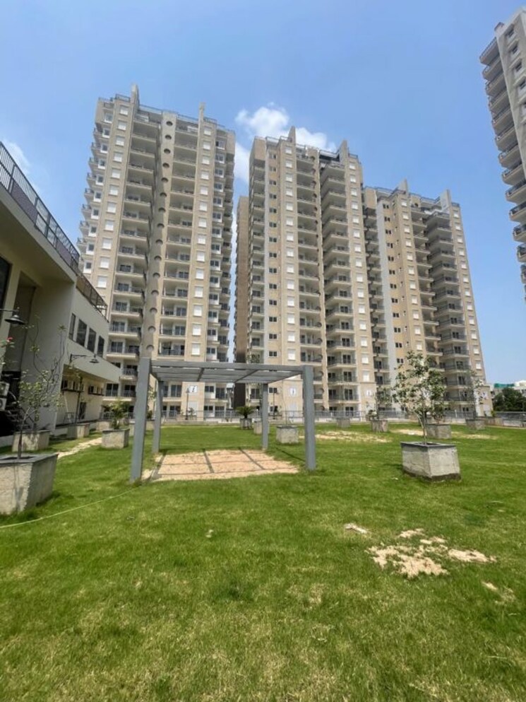 Exterior View, malwa-escon-primera 3.5 Bedroom 2450 Sq.Ft. Apartment In International Airport Road Zirakpur 9806703
