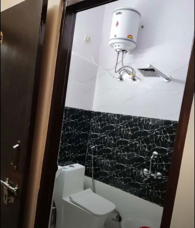 Bathroom, butler colony 2 Bedroom 1500 Sq.Ft. Apartment In Butler Colony Lucknow 9806709