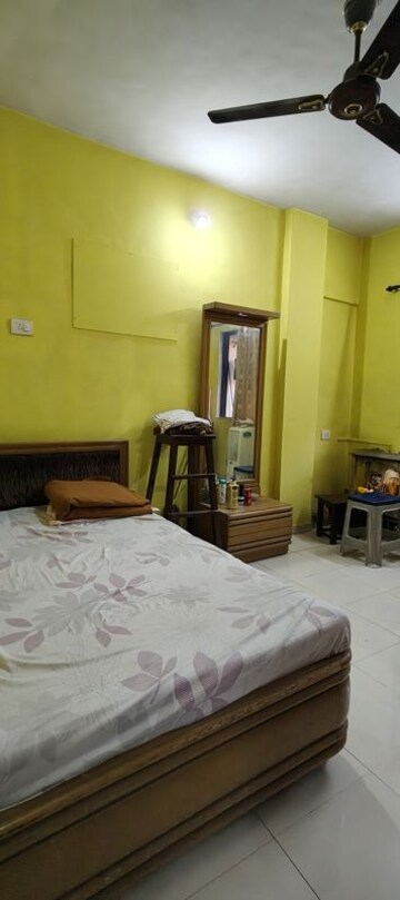 Bedroom in 1 BHK Apartment at Chikoowadi – for Sale