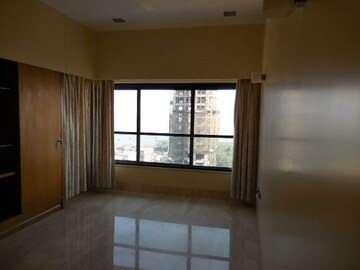 Room in 5 BHK Apartment at DSK Durgamata Towers, Cuffe Parade – for Rent