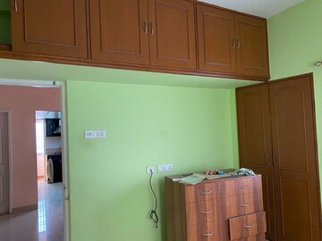  2 BHK Apartment at Puzhuthivakkam – for Sale