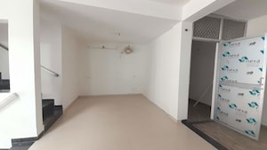 Room in 3 BHK Villa at Saddu – for Rent