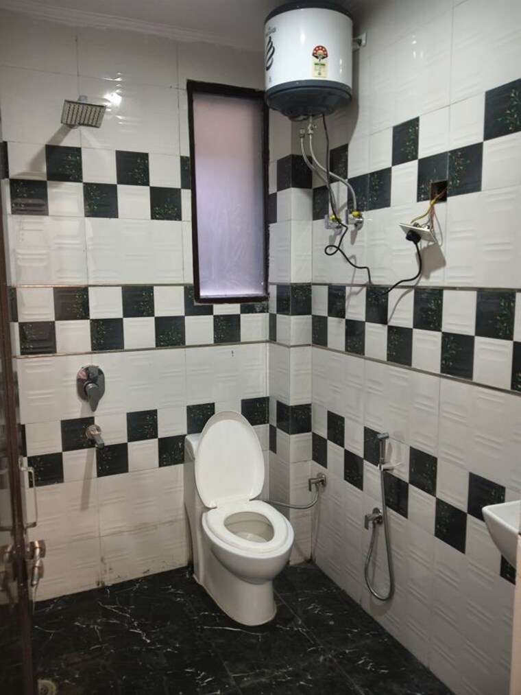 Master Bedroom, dlf city phase 3 1 RK 150 Sq.Ft. Independent House In Dlf City Phase 3 Gurgaon 9661771