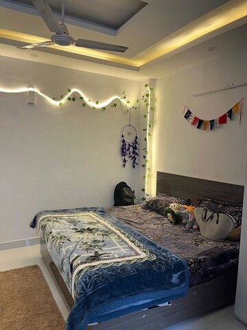 Bedroom in 1 RK Independent House at Dlf City Phase 3 – for Rent