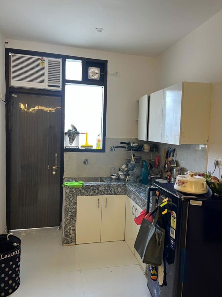 Kitchen, dlf city phase 3 1 RK 150 Sq.Ft. Independent House In Dlf City Phase 3 Gurgaon 9661771