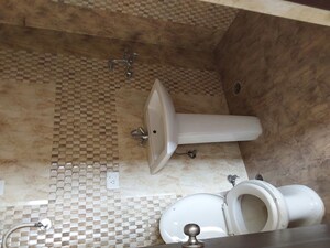 Bathroom in 2.5 BHK Apartment at Ansal Royal Heritage, Sector 70 – for Rent