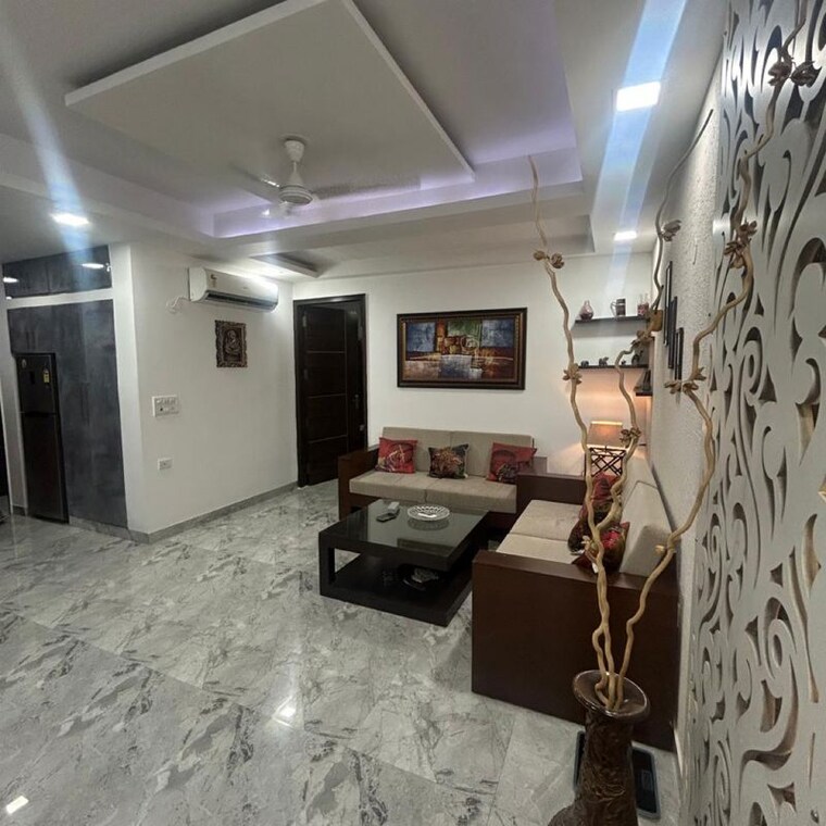  Parking, dlf-windsor-court 4 Bedroom 349 Sq.Yd. Builder Floor In Dlf Phase iv Gurgaon 9806863