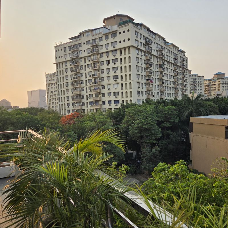 4 BHK + Extra Room 349 Sq.Yd. Builder Floor in DLF Windsor Court
