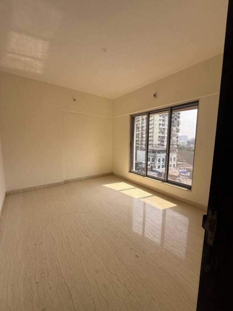 Room, andheri west 2 Bedroom 750 Sq.Ft. Apartment In Andheri West Mumbai 9806868