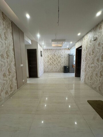 Building Lobby in 3 BHK Builder Floor at Prem Bansal Sapphire Court, Patiala Road – for Sale