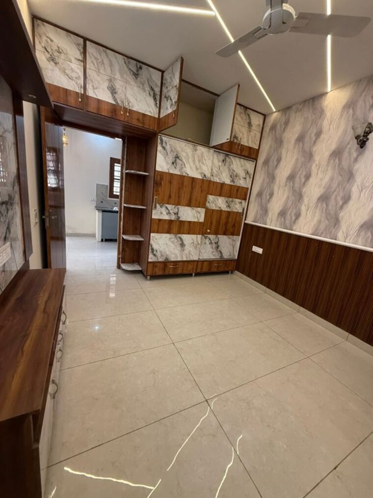 Room, sector 124 3 Bedroom 100 Sq.Yd. Independent House In Sector 124 Mohali 9806891