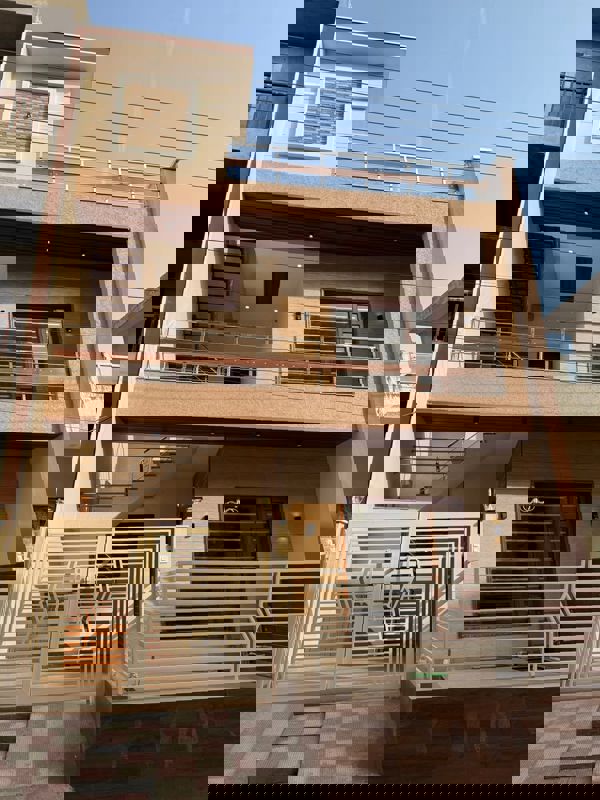 3 BHK + Servant Room,Study Room,Extra Room Independent House For Sale in Sector 124