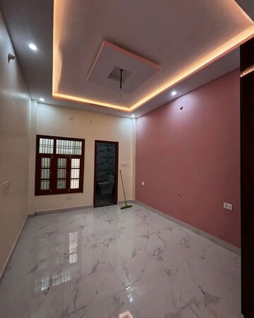 Room in 2 BHK Independent House at Gomti Nagar – for Sale