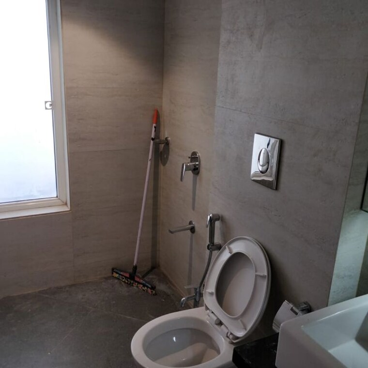 Bathroom, santacruz east 3 Bedroom 1300 Sq.Ft. Apartment In Santacruz East Mumbai 9806956
