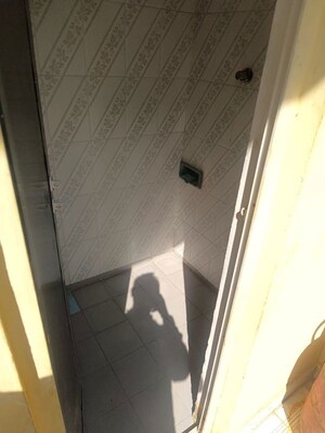 Bathroom in 1 BHK Villa at Nehrunagar – for Rent