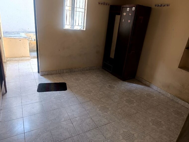 Room, nehrunagar 1 Bedroom 990 Sq.Ft. Villa In Nehrunagar Ahmedabad 9790785