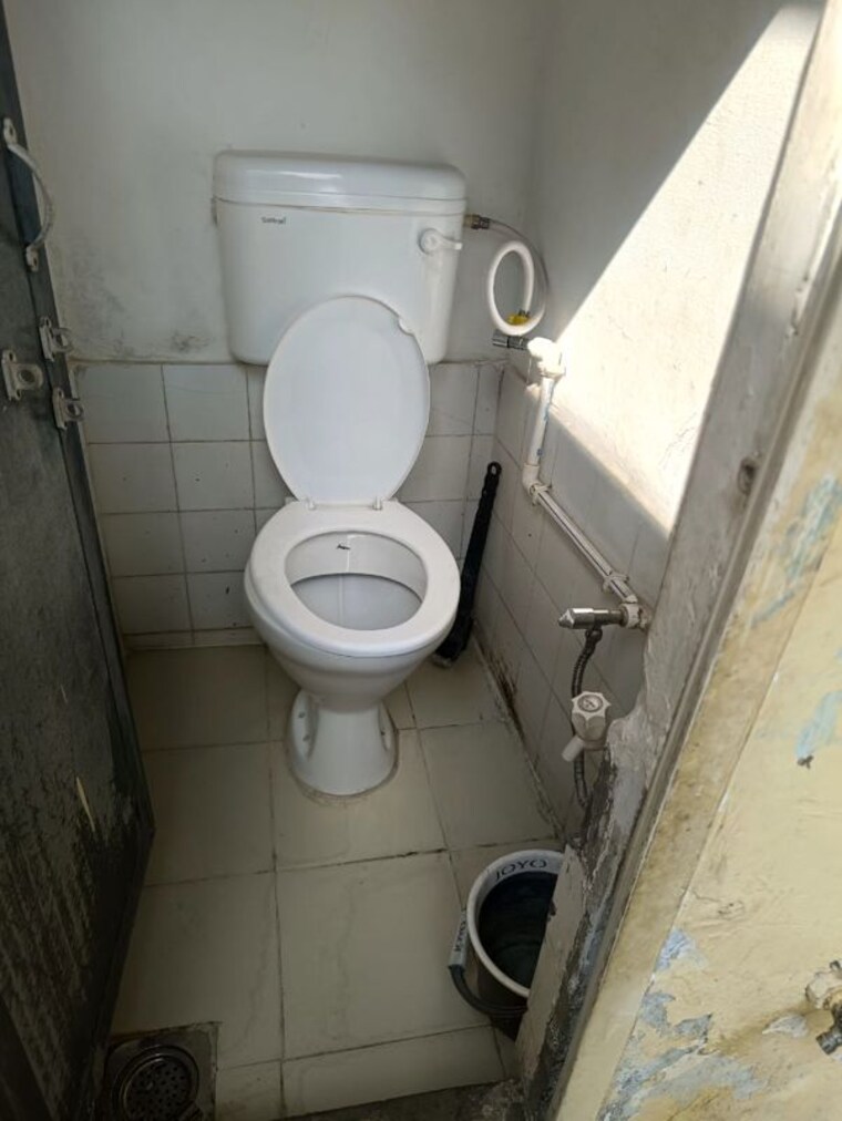 Bathroom, nehrunagar 1 Bedroom 990 Sq.Ft. Villa In Nehrunagar Ahmedabad 9790785