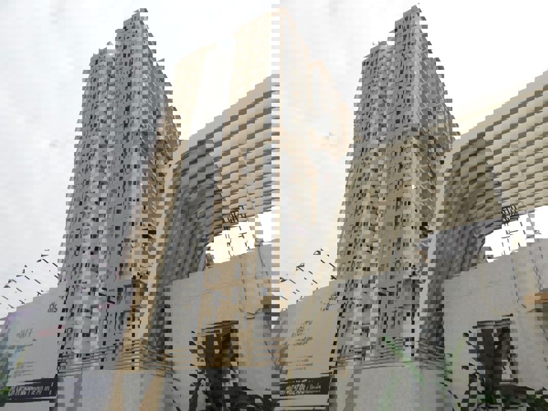 3 BHK + Pooja Room,Servant Room,Study Room,Basement 2548 Sq.Ft. Apartment in INDIS Viva City