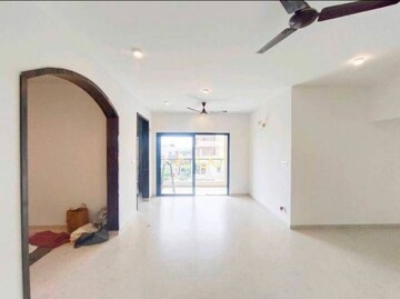 Room in 3.5 BHK Apartment at Sobha Victoria Park, Hennur Road – for Rent