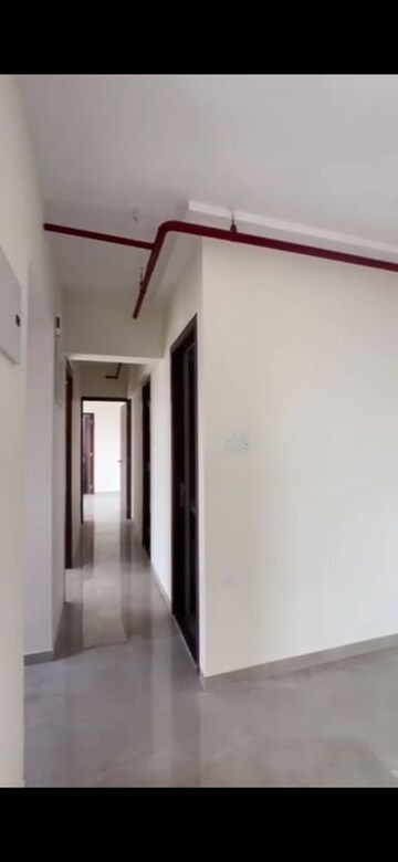 Room in 2 BHK Apartment at Sheth Irene, Malad West – for Rent