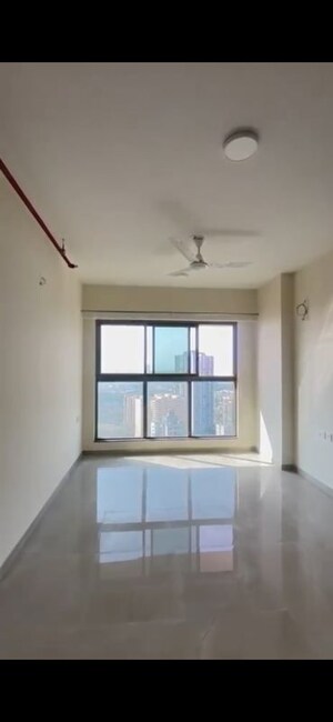 2 BHK Apartment For Rent in Sheth Irene, Malad West