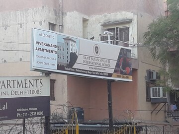 2.5 BHK Apartment – Exterior View View at Rohini Sector 8 - for Rent