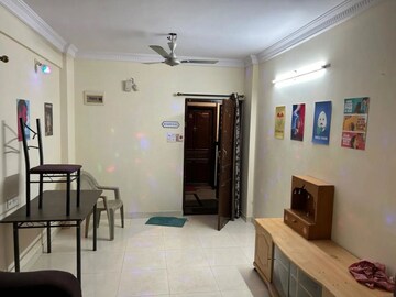 Living Room in 2 BHK Apartment at Hinduja Park Apartments, Brookefield – for Rent