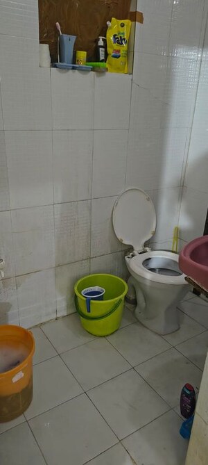 Bathroom in 2 BHK Villa at Shela – for Rent