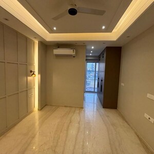 Room in 6+ BHK Independent House at Sector 51 – for Sale