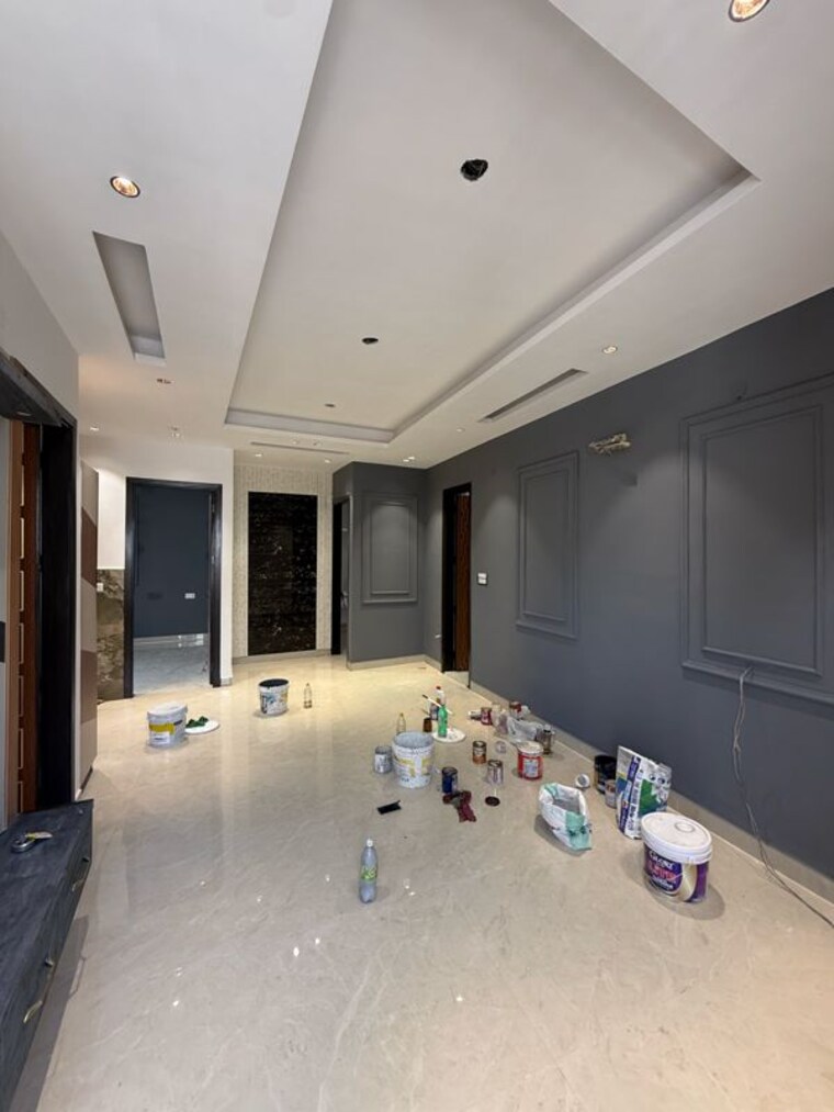 Living Room, south extension 3 Bedroom 123 Sq.Yd. Builder Floor In South Extension Delhi 9807191