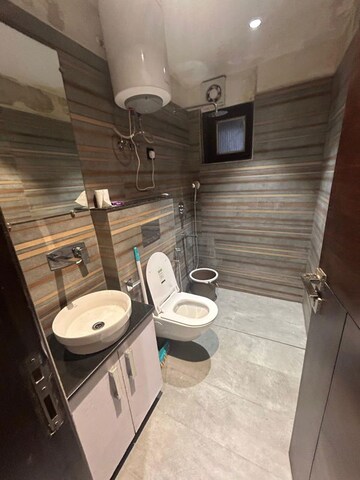 Bathroom in 2 BHK Builder Floor at Hauz Khas – for Rent