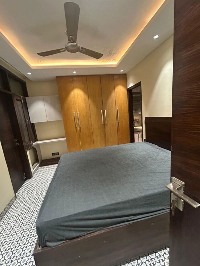 Bedroom, hauz khas 2 Bedroom 1100 Sq.Ft. Builder Floor In Hauz Khas Delhi 9807216