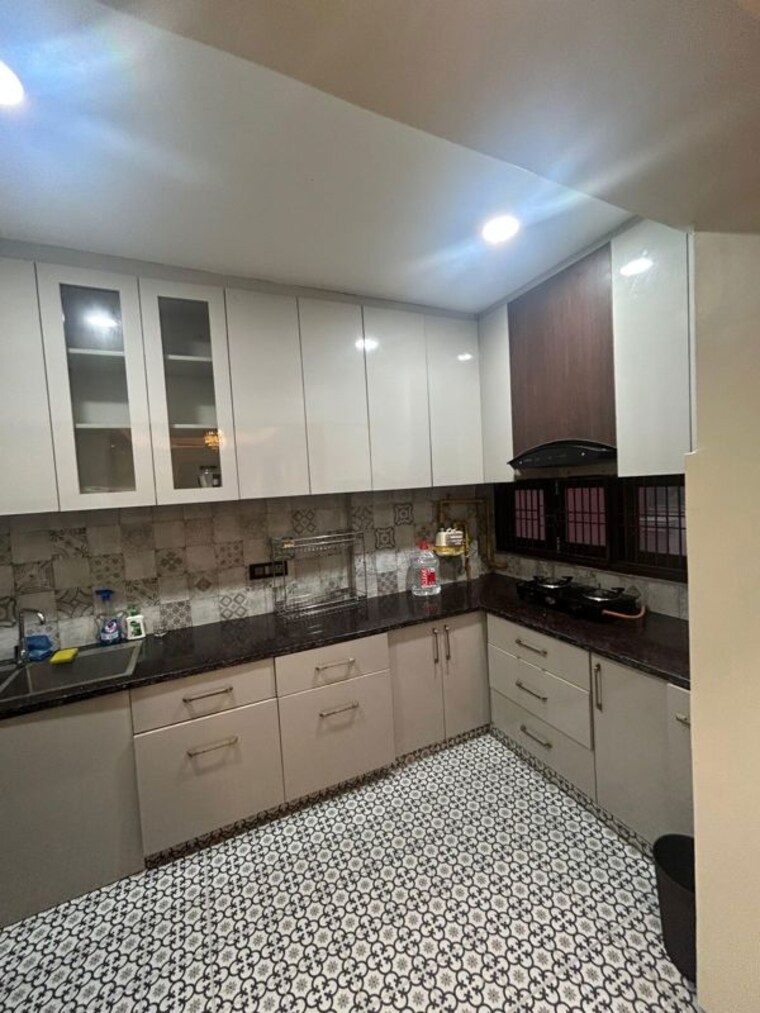 Kitchen, hauz khas 2 Bedroom 1100 Sq.Ft. Builder Floor In Hauz Khas Delhi 9807216