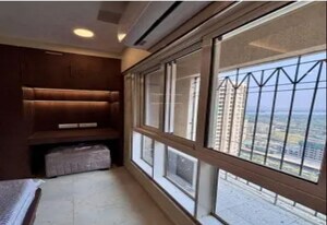 Room in 1.5 BHK Apartment at Dosti West County, Balkum Pada – for Rent