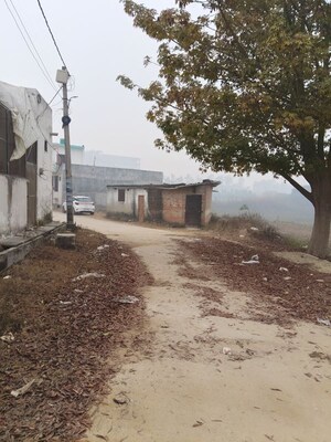  Plot – Exterior View View at Sultanpur Road - for Sale