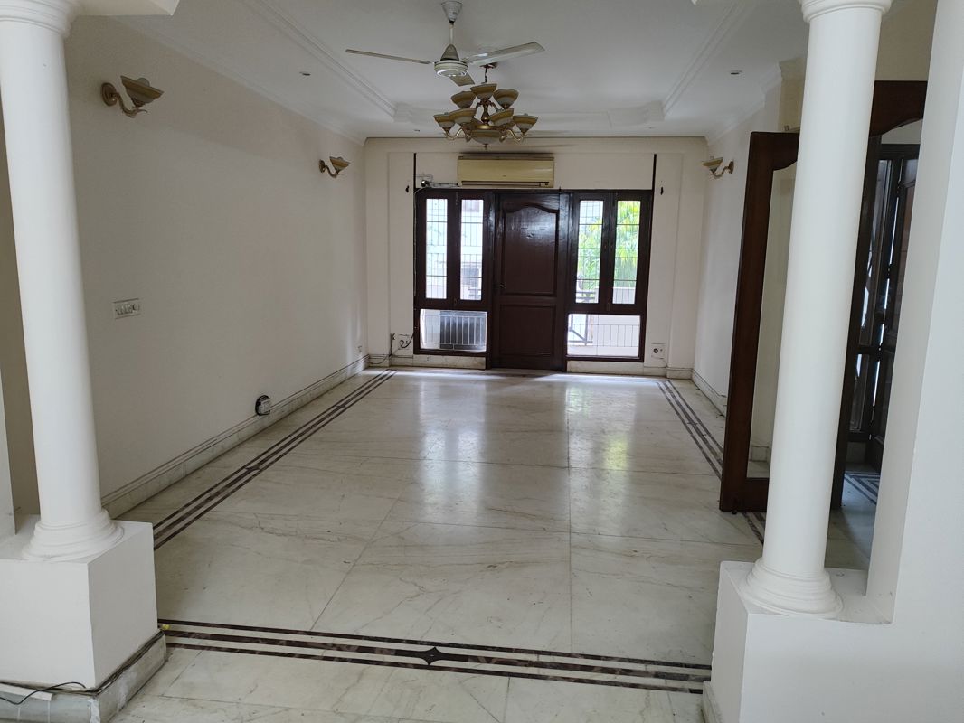 3 BHK + Pooja Room Builder Floor For Sale in Sarvodaya Enclave