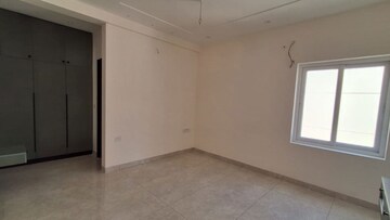 Room in 4 BHK Villa at Muppas Indraprastha, Tellapur – for Rent