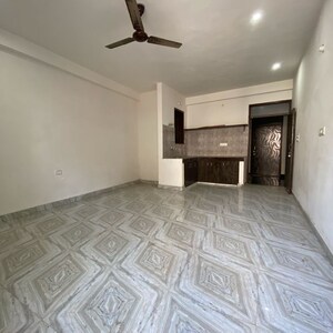 1 BHK Builder Floor For Rent in Chattarpur