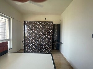 Furnished Amenities in 1 BHK Apartment at VTP Cygnus, Kharadi – for Rent