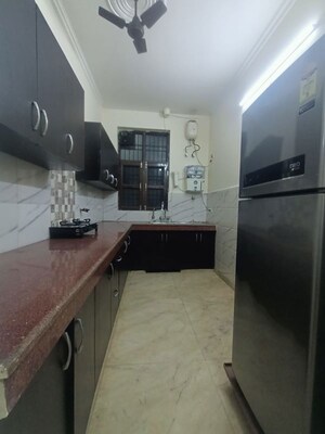 Kitchen in 2 BHK Builder Floor at Sector 31 – for Rent