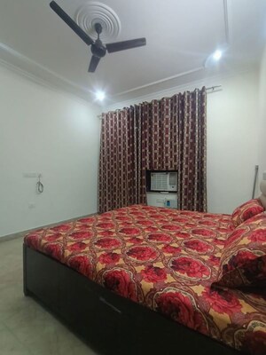 Bedroom in 2 BHK Builder Floor at Sector 31 – for Rent