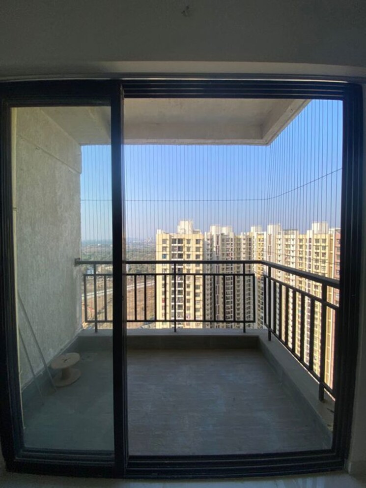 Room, runwal-gardens-phase-3 2 Bedroom 680 Sq.Ft. Apartment In Dombivli East Thane 9807423
