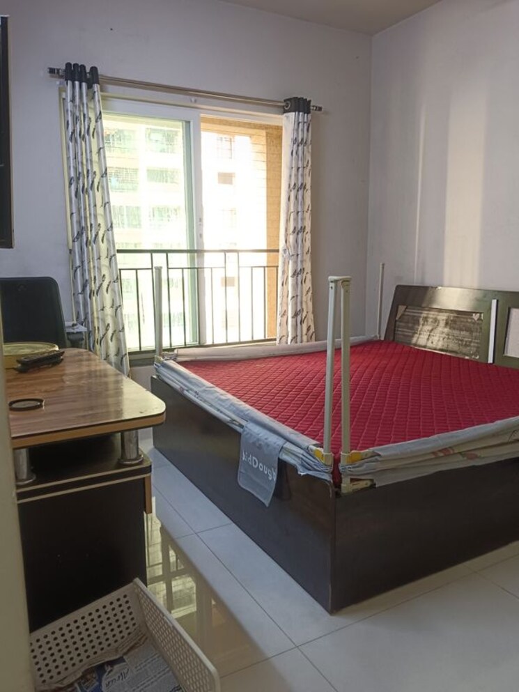 Bedroom, rustomjee-urbania-azziano 2 Bedroom 698 Sq.Ft. Apartment In Thane West Thane 9807425