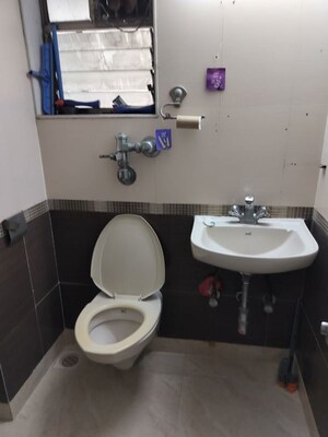 Washroom in 2 BHK Apartment at Kohinoor City Phase I, Kurla – for Rent